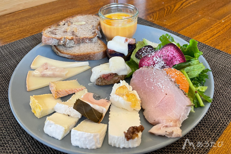 Cheese lunch plate at restaurant