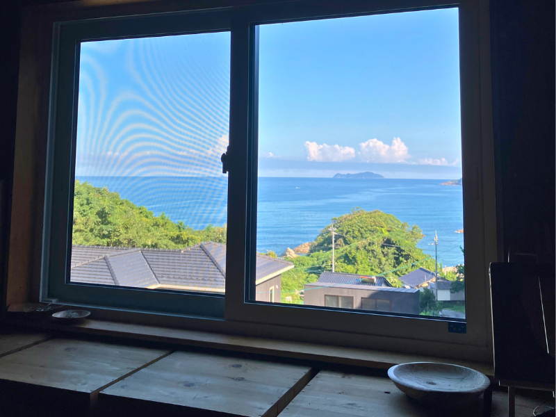 Keiko Oishi working in early career including kimono shop