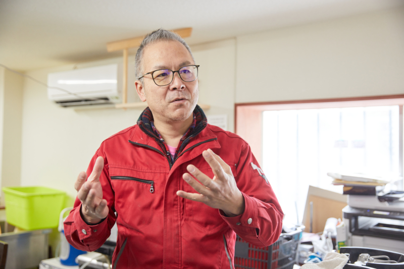 Saito talking passionately about craft beer