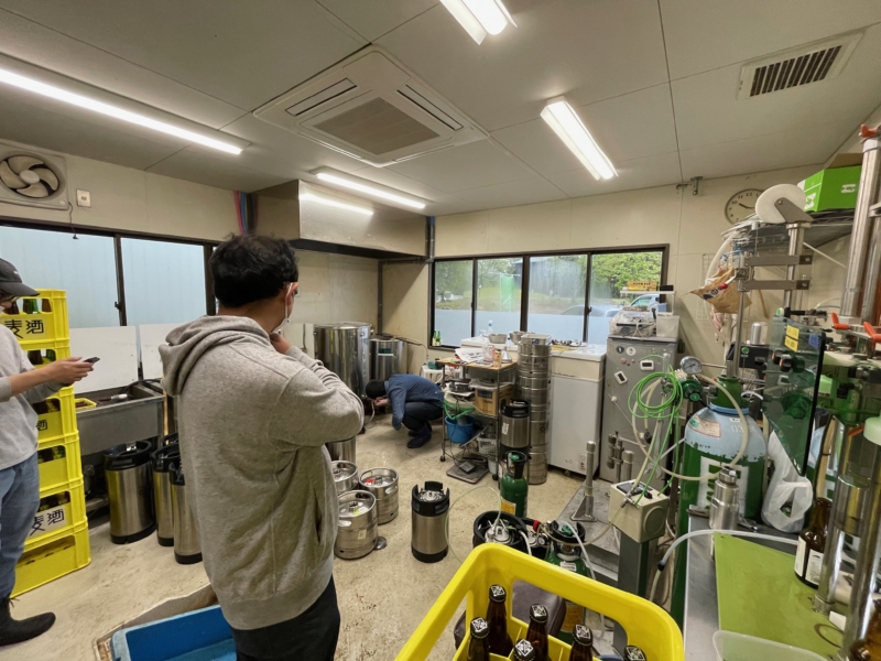 Craft beer brewing with local ingredients in Iwami Beer